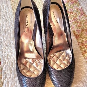 Alfani Black Evening Pumps Size 8